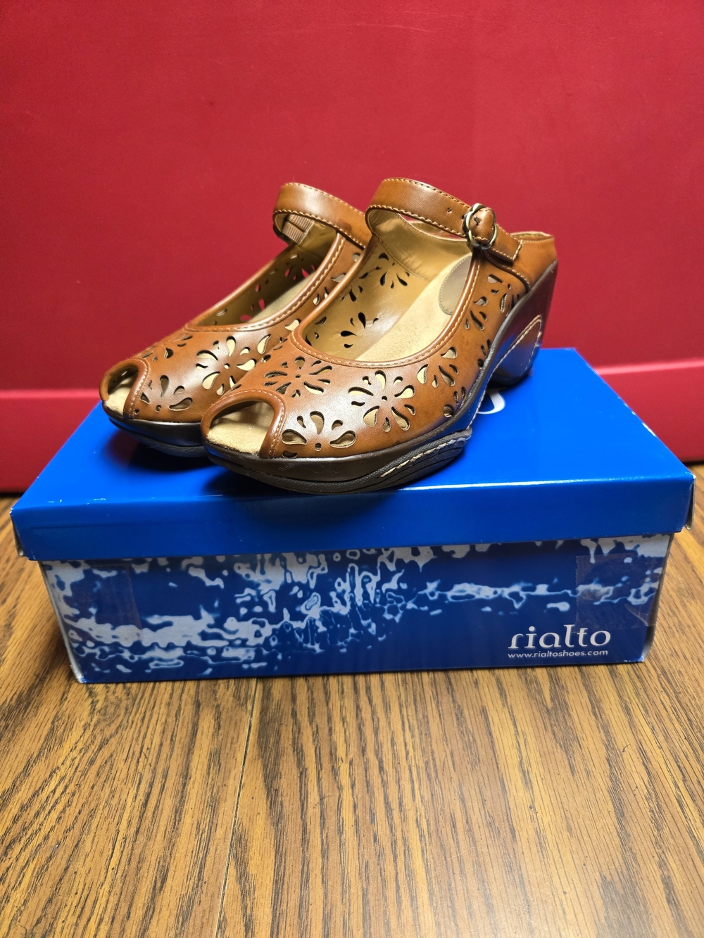 Rialto Women's Brown Leather Peep-Toe Wedge Clogs.